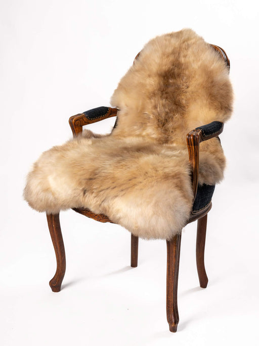 Natural caramel cream sheepskin rug #042